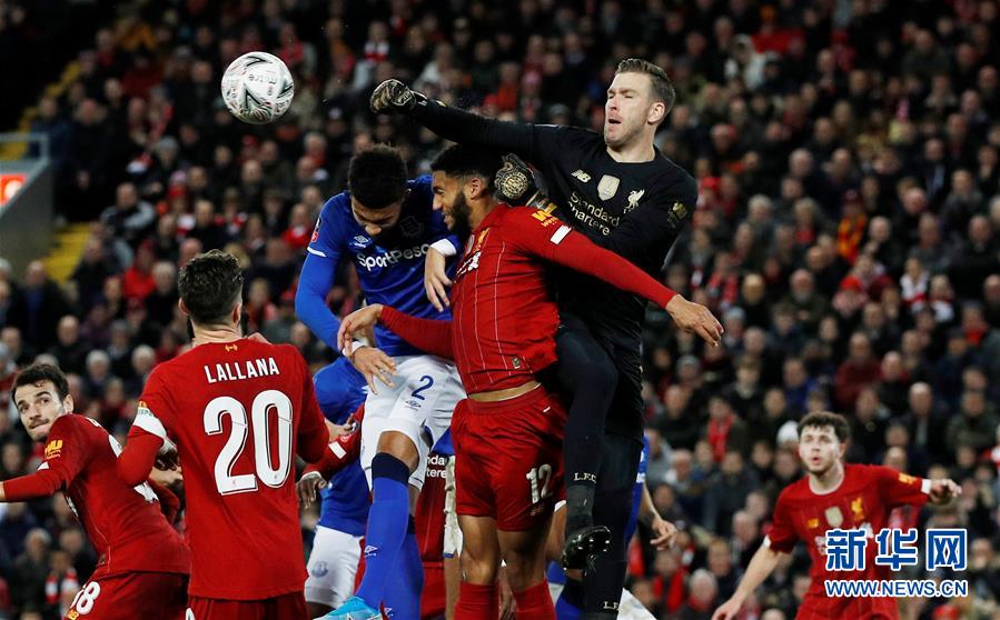 罗马诺：约尔迪-克鲁伊夫或马克斯维尔可能出任阿贾克斯总监