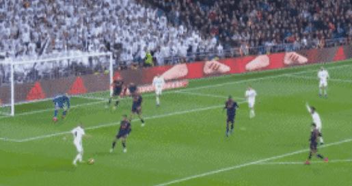 官方：鸟栖砂岩与主帅小菊昭雄续约至26／27赛季结束