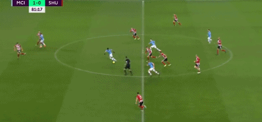 拜仁官方：格纳布里因膝盖问题缺席今日比赛